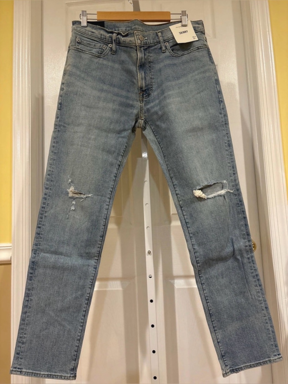 NWT Abercrombie stretch Skinny Jeans 33 x 32